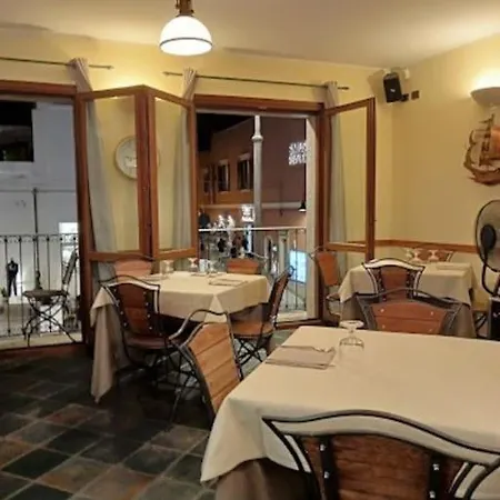 Moderno Ed Elegante Con Veranda Panoramica Privata וילה *